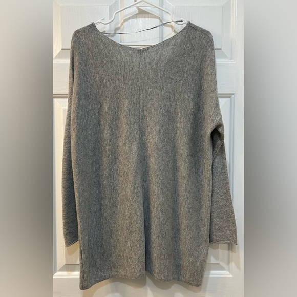Mystree Gray Lightweight Casual Sweater Women Size M Pleasant Easygoing Comfort - Picture 2 of 6